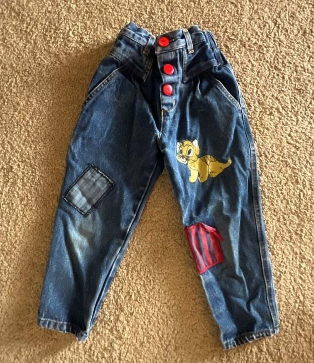 Vintage Disney Oliver & Co Denim Jeans with Patchwork and Red Buttons - Size 4